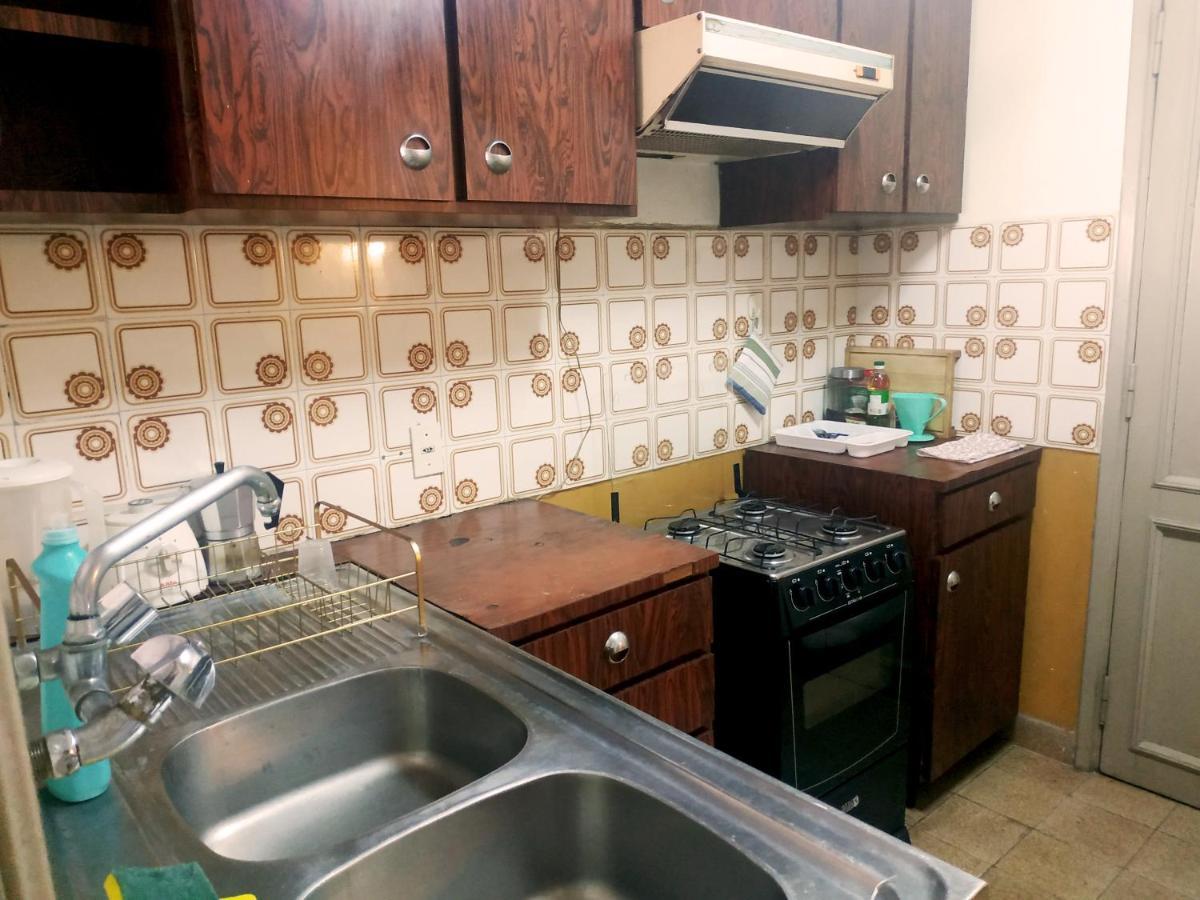 Amplio Depto De 2 Dormitorios, Zona Plaza Uruguaya Asuncion Luaran gambar