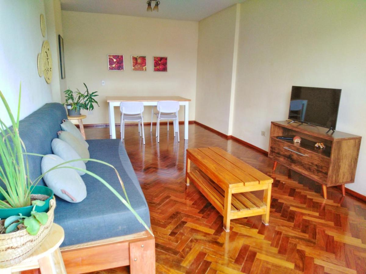 Amplio Depto De 2 Dormitorios, Zona Plaza Uruguaya Asuncion Luaran gambar