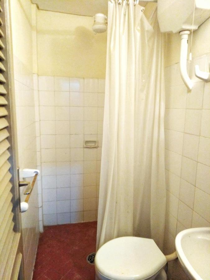 Amplio Depto De 2 Dormitorios, Zona Plaza Uruguaya Asuncion Luaran gambar