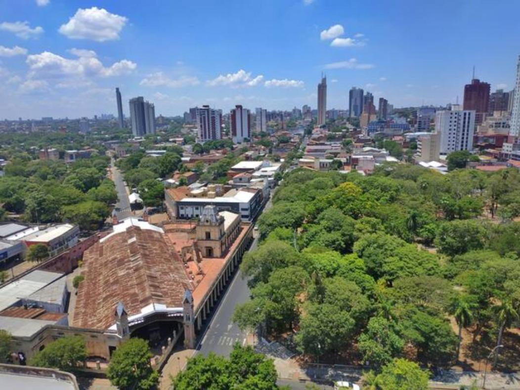 Amplio Depto De 2 Dormitorios, Zona Plaza Uruguaya Asuncion Luaran gambar